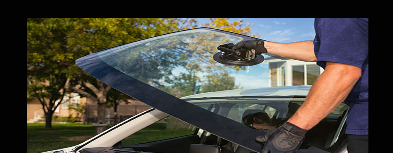 Auto Glass Replacement in Westminster service